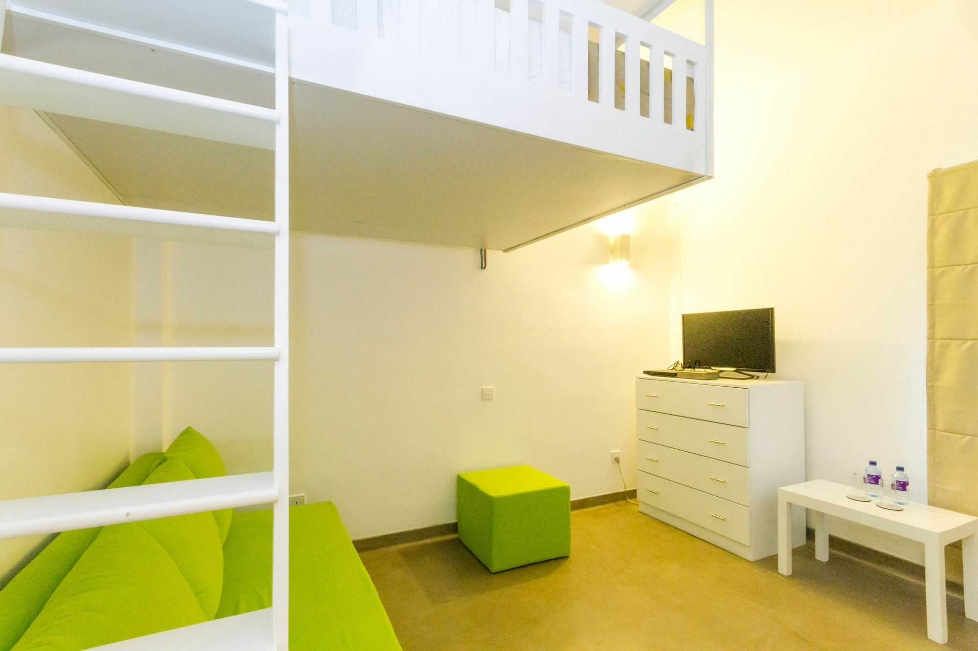 My Story Hostel Коломбо Екстериор снимка
